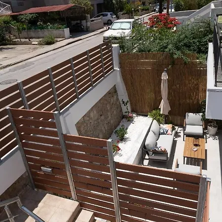 The Garden Of Zephyrus - Halepa Appartement